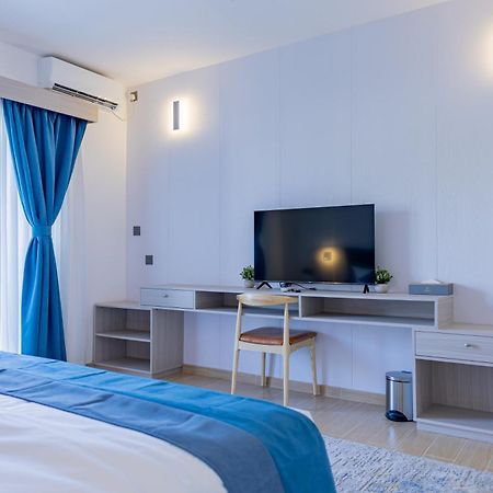 ดิกูเวลี มัลดีฟส์ Hotel ดิห์กูราห์ ภายนอก รูปภาพ