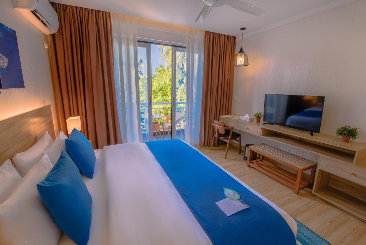 ดิกูเวลี มัลดีฟส์ Hotel ดิห์กูราห์ ภายนอก รูปภาพ